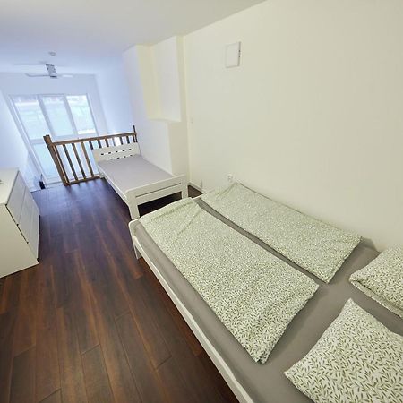 Block 96 Apartments Злин Экстерьер фото