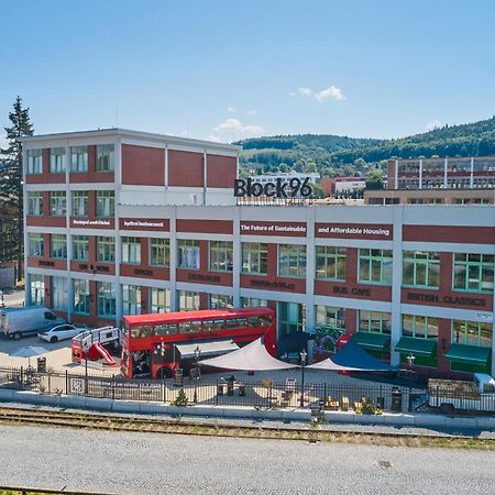 Block 96 Apartments Злин Экстерьер фото