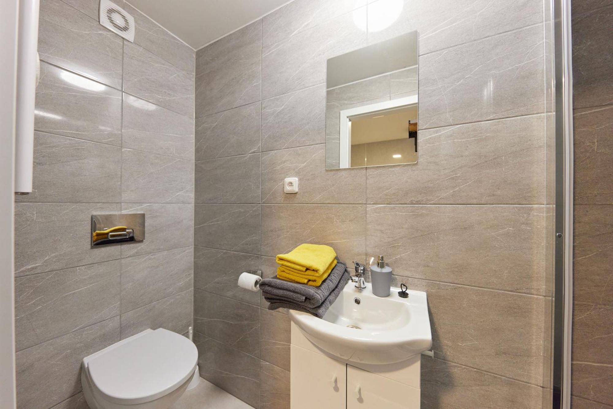 Block 96 Apartments Злин Номер фото