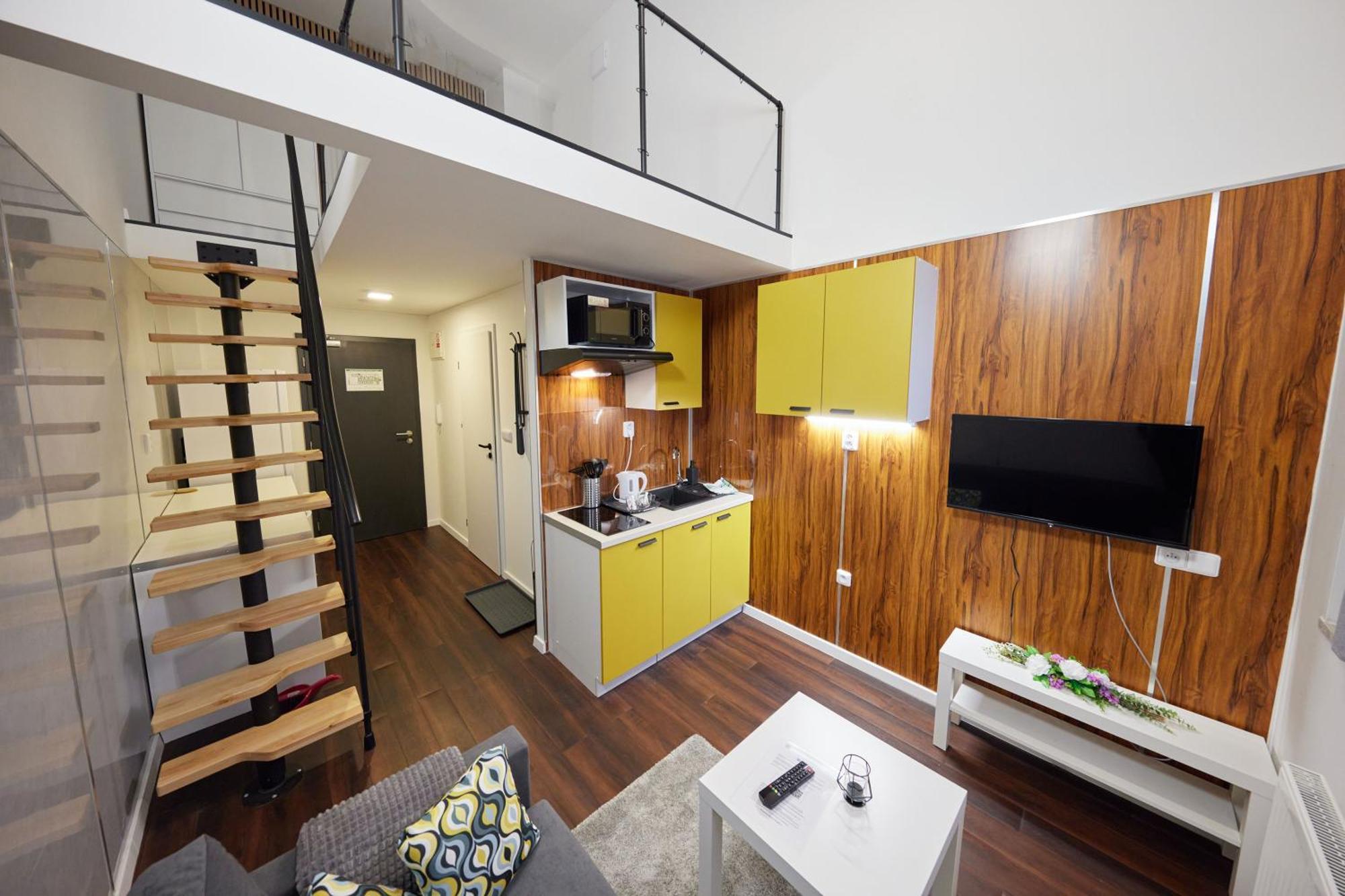 Block 96 Apartments Злин Номер фото