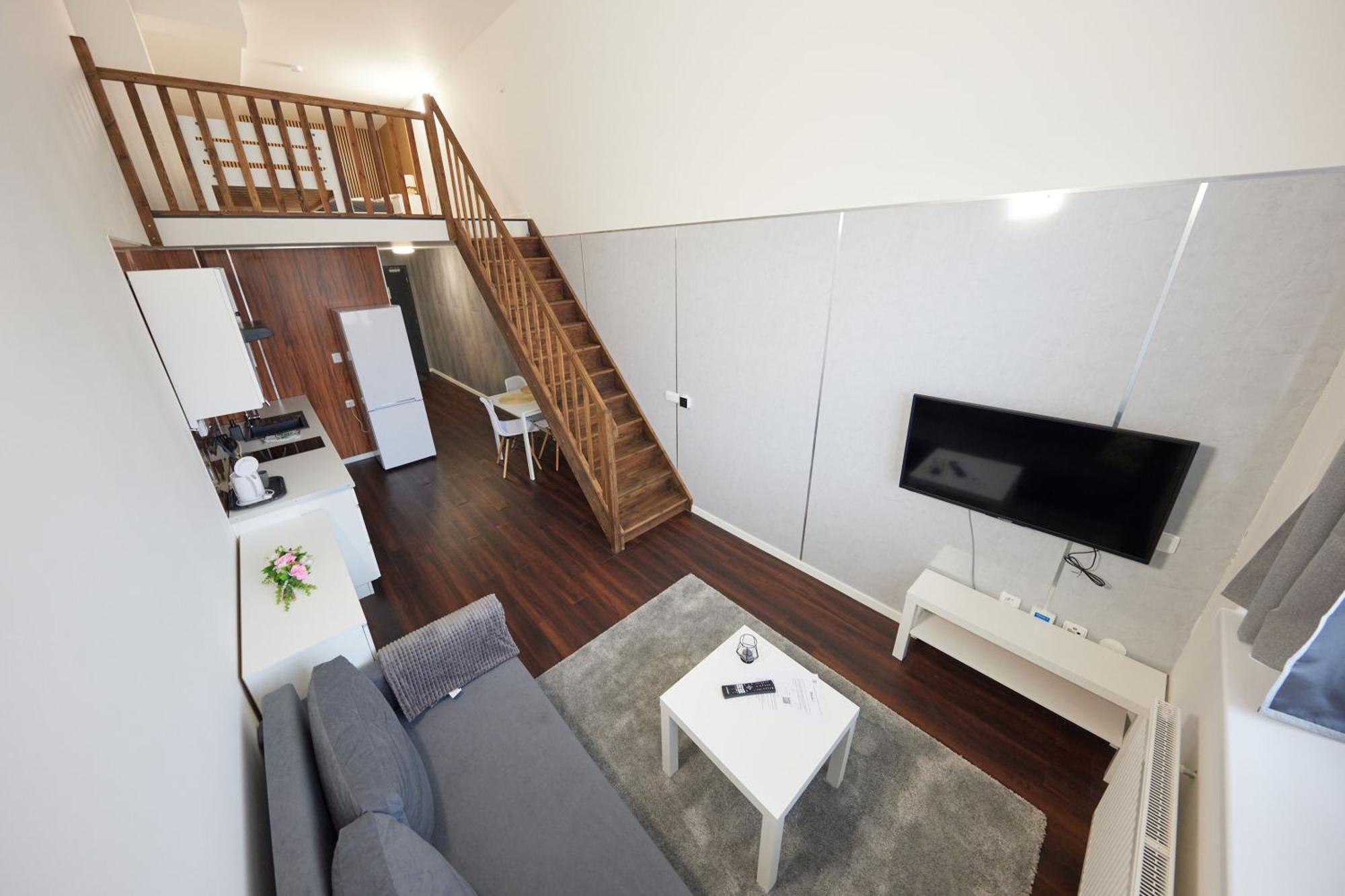 Block 96 Apartments Злин Экстерьер фото