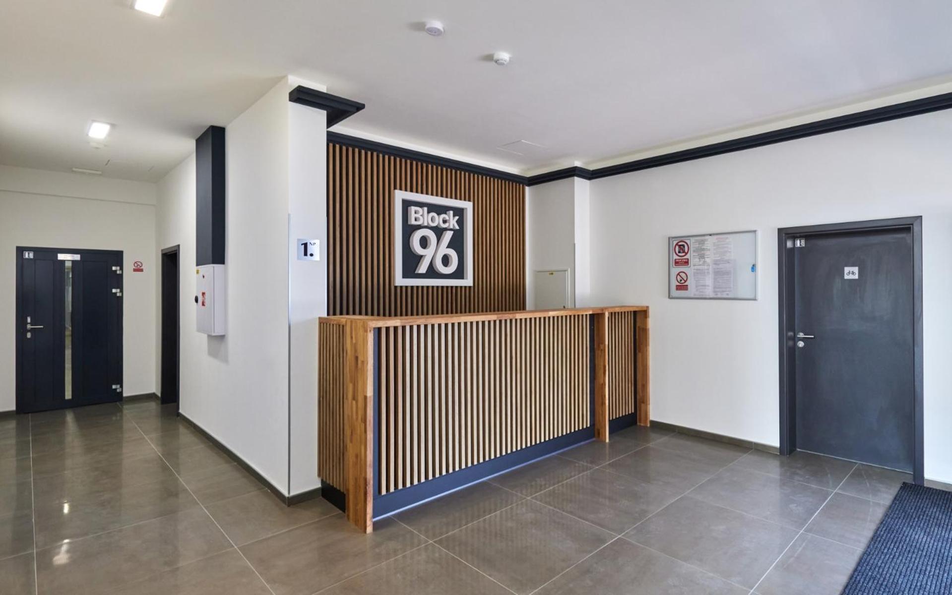 Block 96 Apartments Злин Экстерьер фото